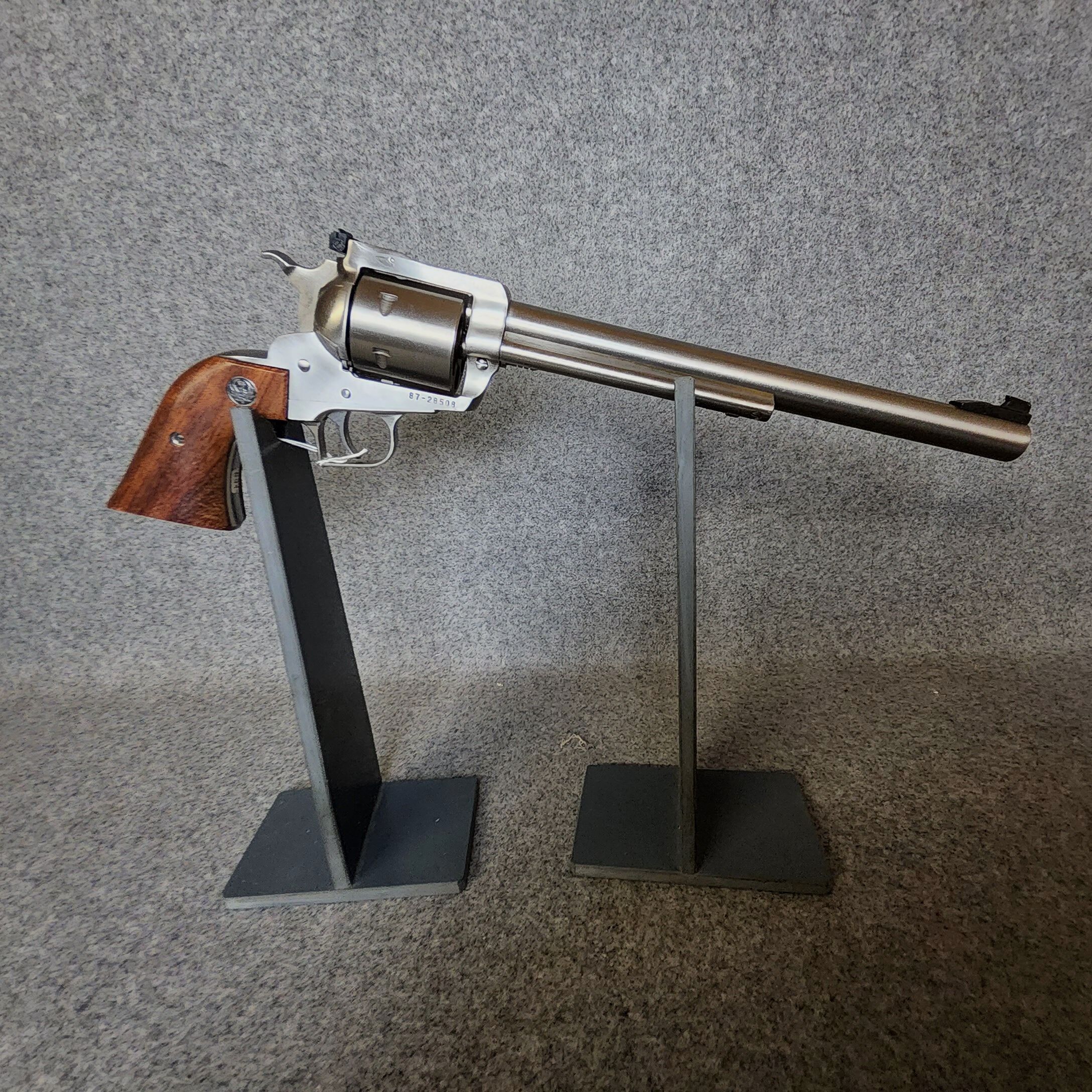 Ruger New Model Super Black Hawke