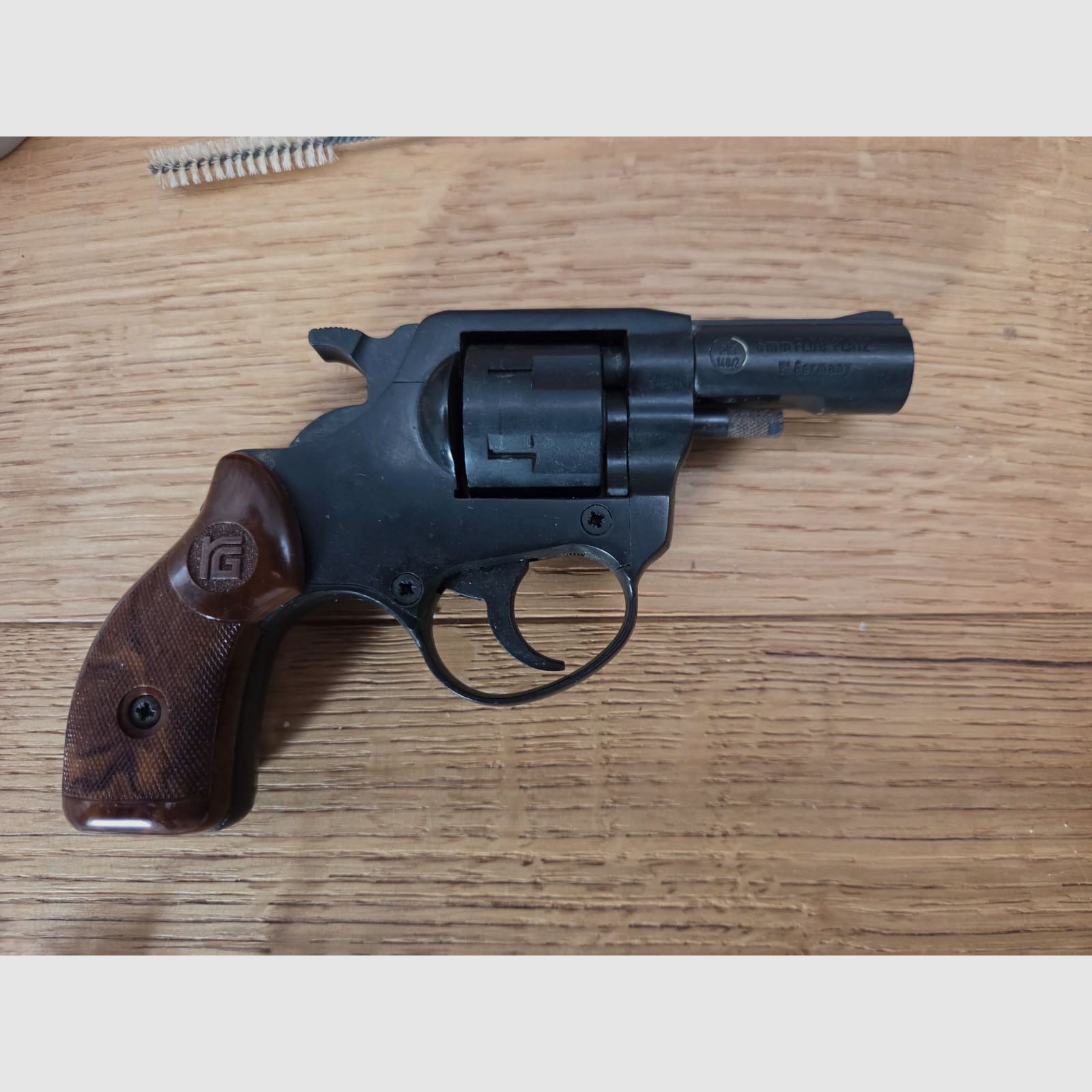 Röhm RG76 Schreckschusswaffe  Waffe Gas Pistole 6mm inkl Patronen