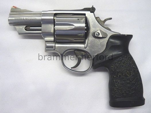 Smith & Wesson	 629-5