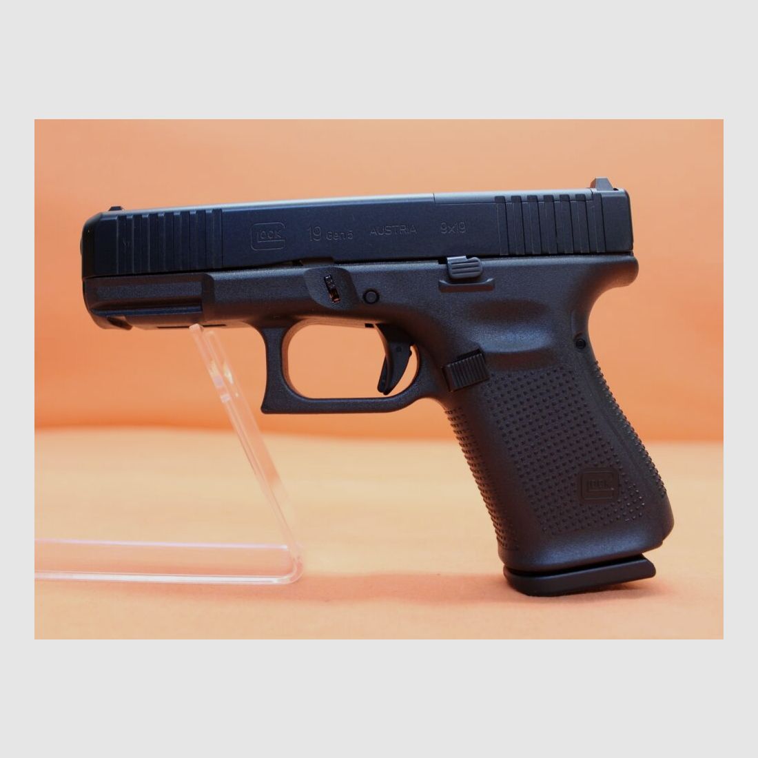 Glock Ha.Pistol 9mmLuger Glock19 Gen5 (MOS) FS 102mm barrel Modular Optic System for Red Dot Sight (9mmPara)