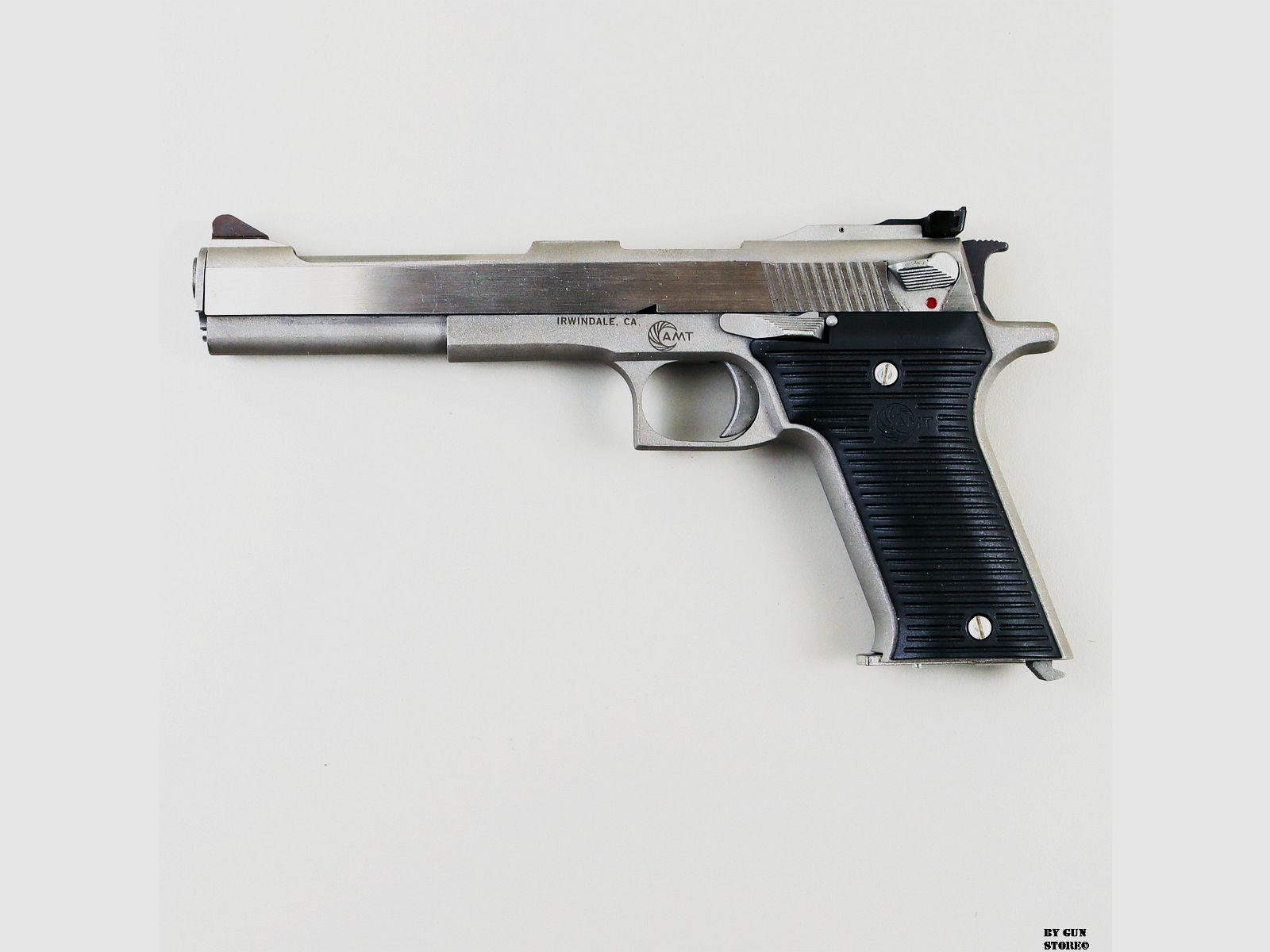 Pistol Arcadia Machine & Tool mod. Automag II cal. 22 WMR matr. H23831, image 1 of 12