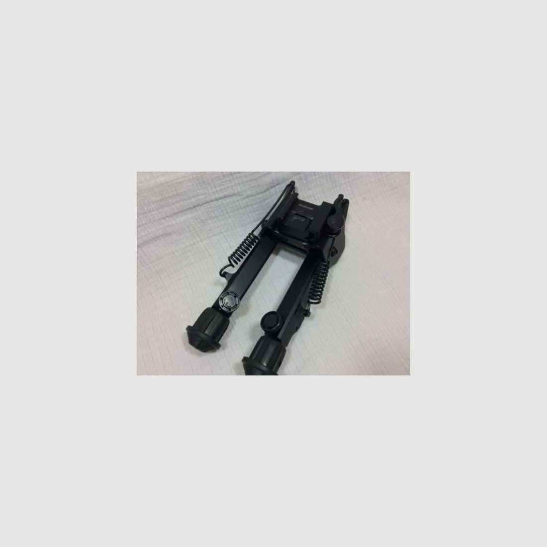 UTG BIPOD 6 DO 8 CALI ZDEJMOWALNY R, zdjęcie 3 z 4
