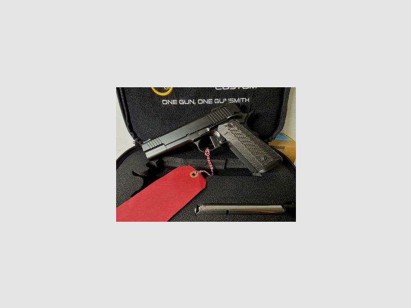 Nighthawk Custom Shadow Hawk 9mm Luger