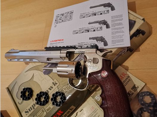 Ruger Superhawk 8 Zoll Chrom mit Zubehör 