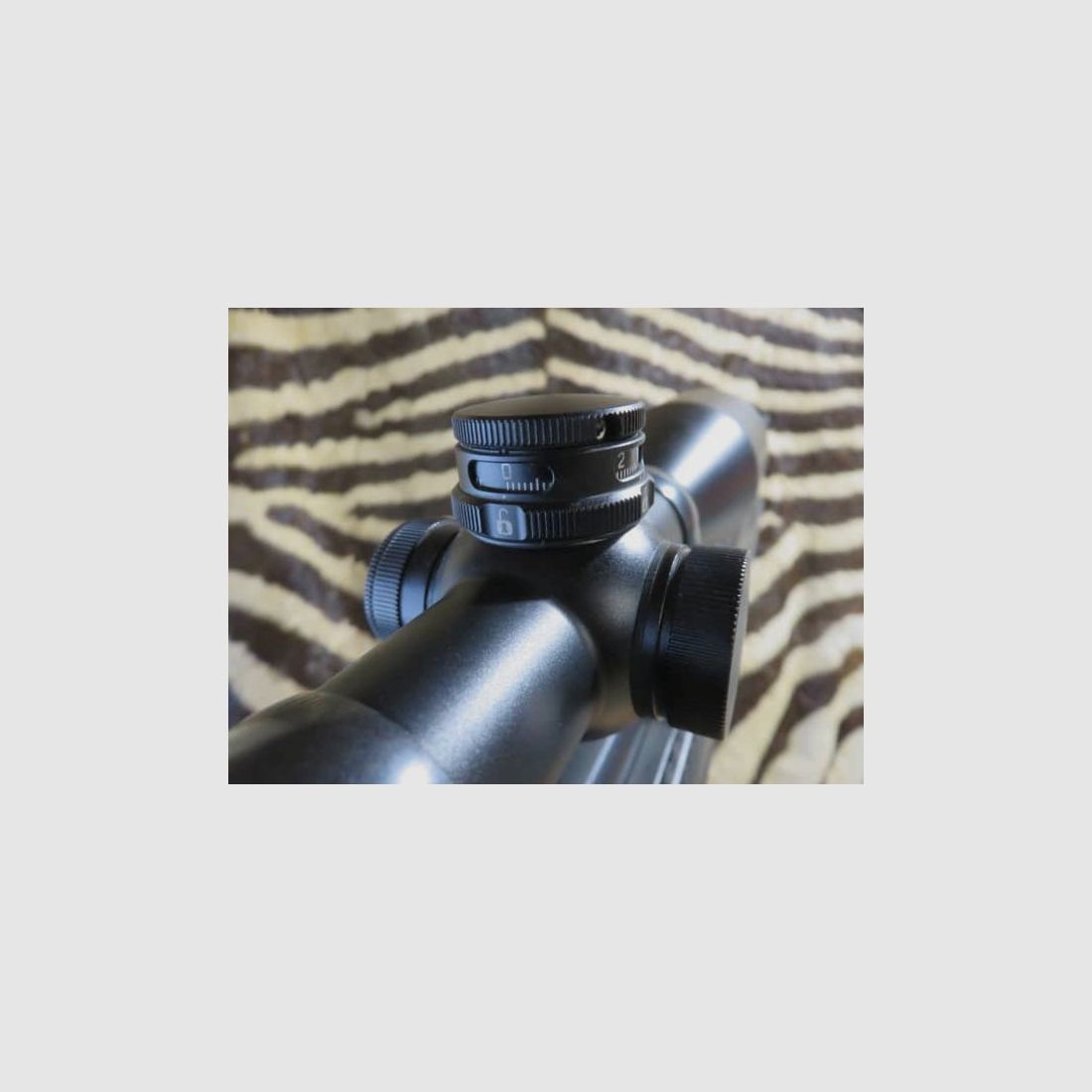 Repetierbüchse STEYR MANNLICHER CL II Carbon Kal.270win Lauf 56cm gewinde + Zielfernrohr Leica, Bild 12 von 13