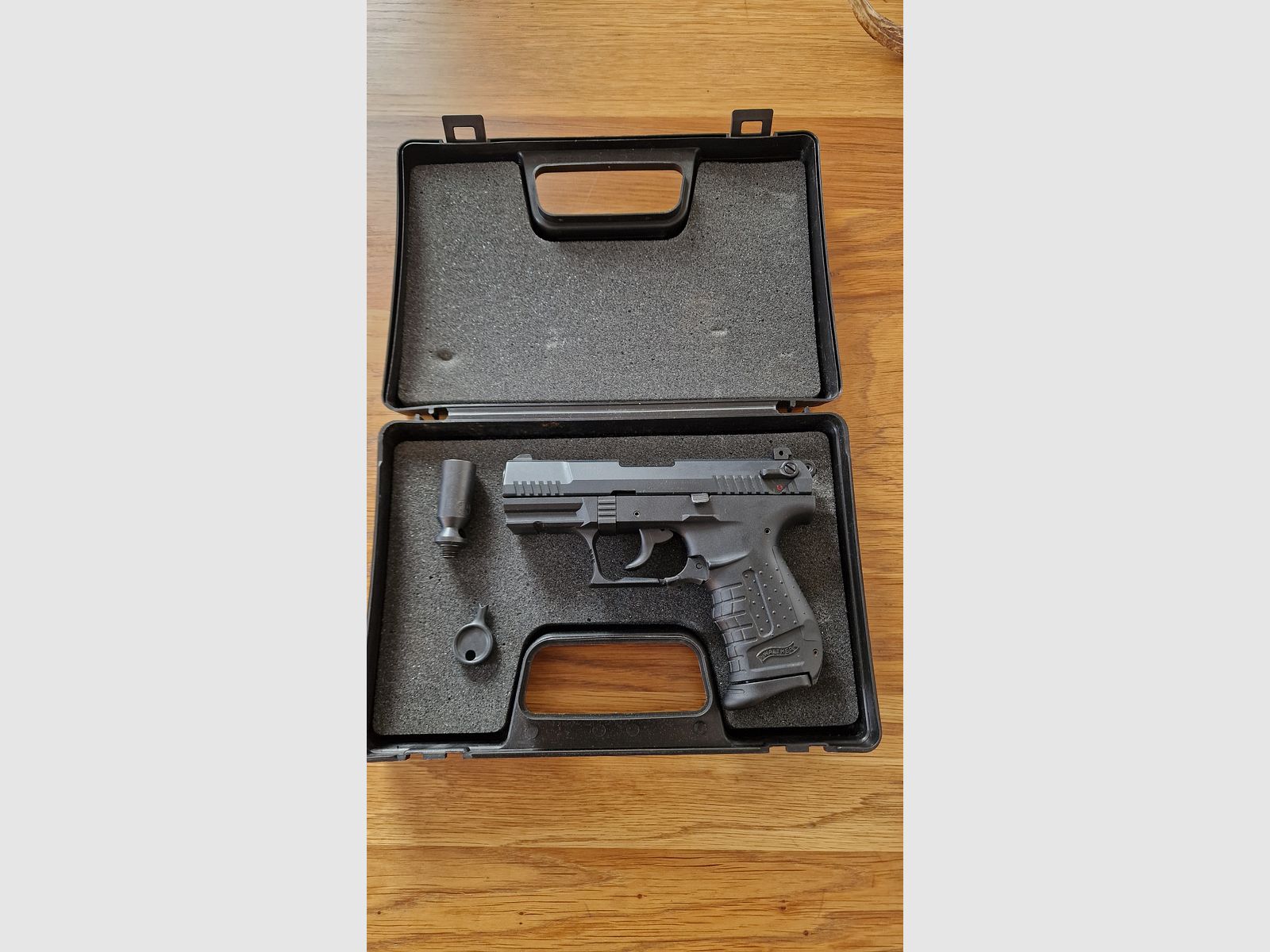 P22 Walther 9mm PAK Schreckschuss