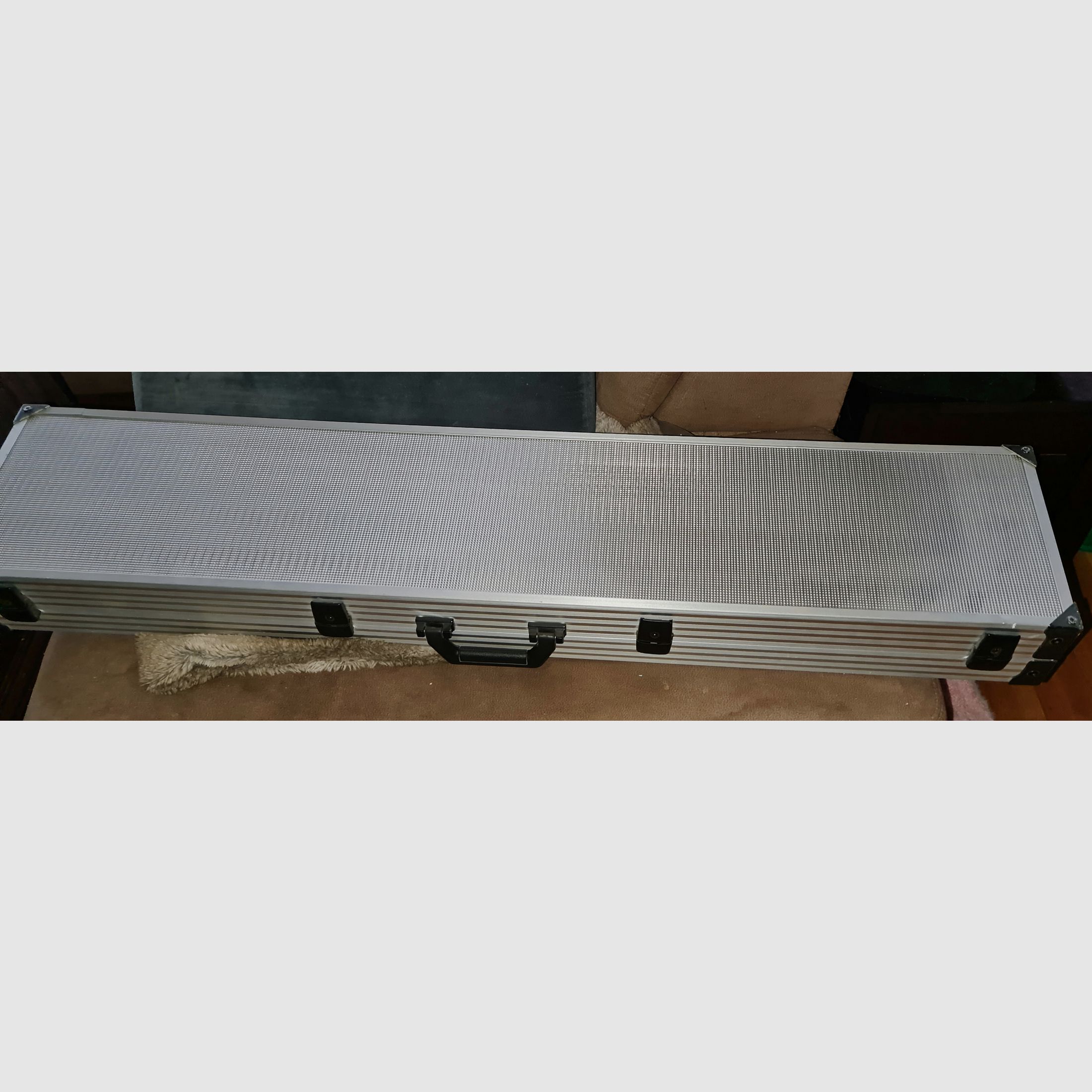 Valigia per fucile in alluminio con serratura