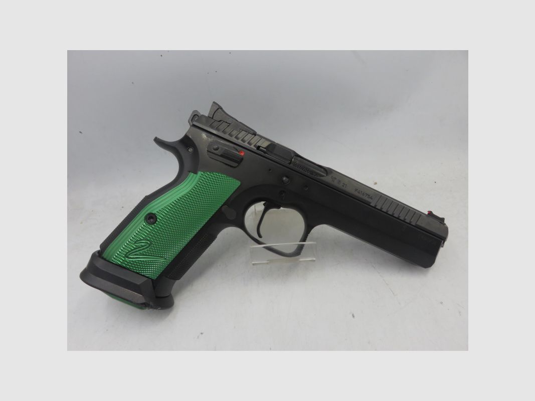 CZ TACTICAL SPORT 2 RACING GREEN 9X19 REF: 6553, immagine 1 di 6