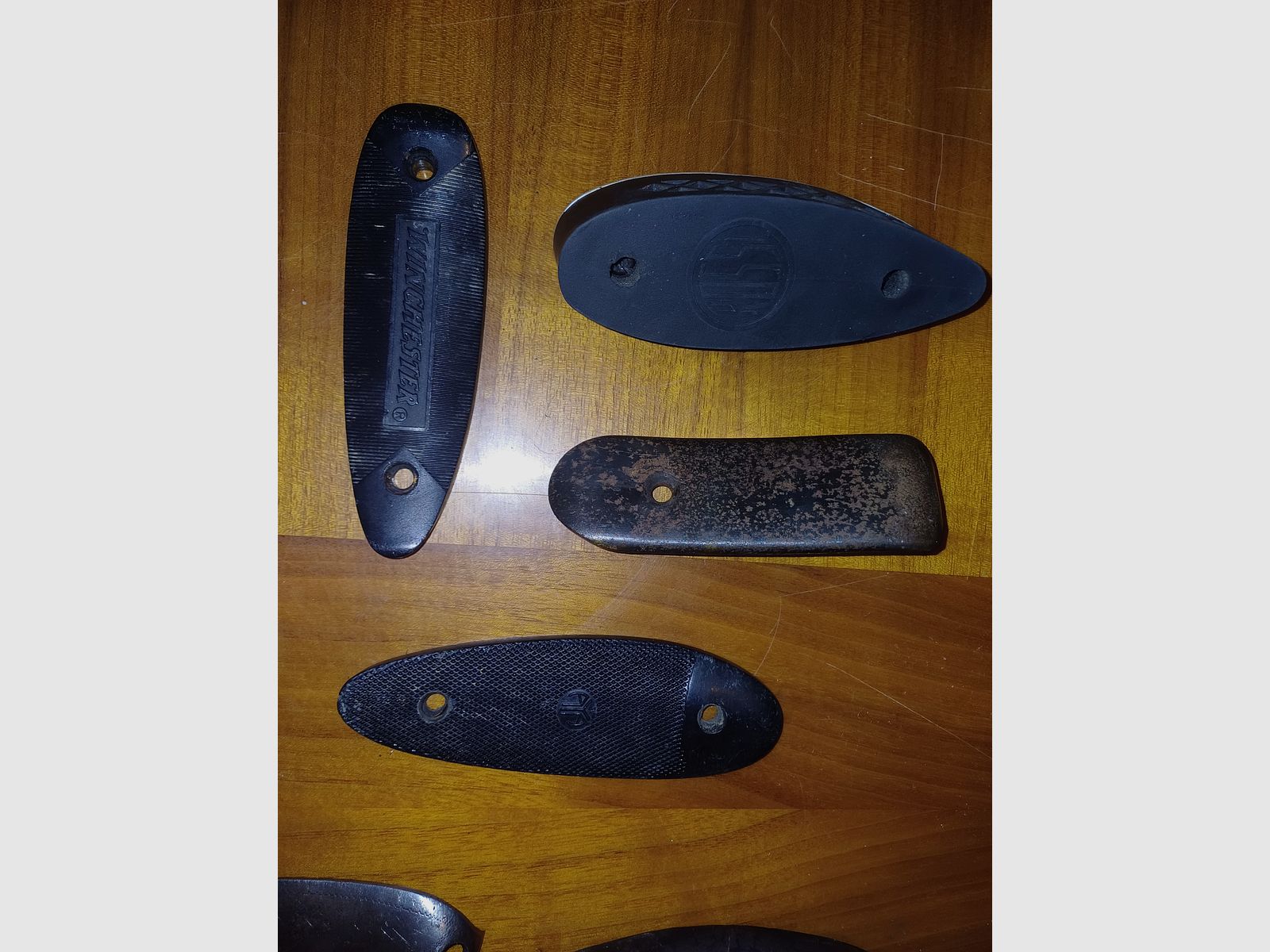 Capuchons de crosse de différents fabricants