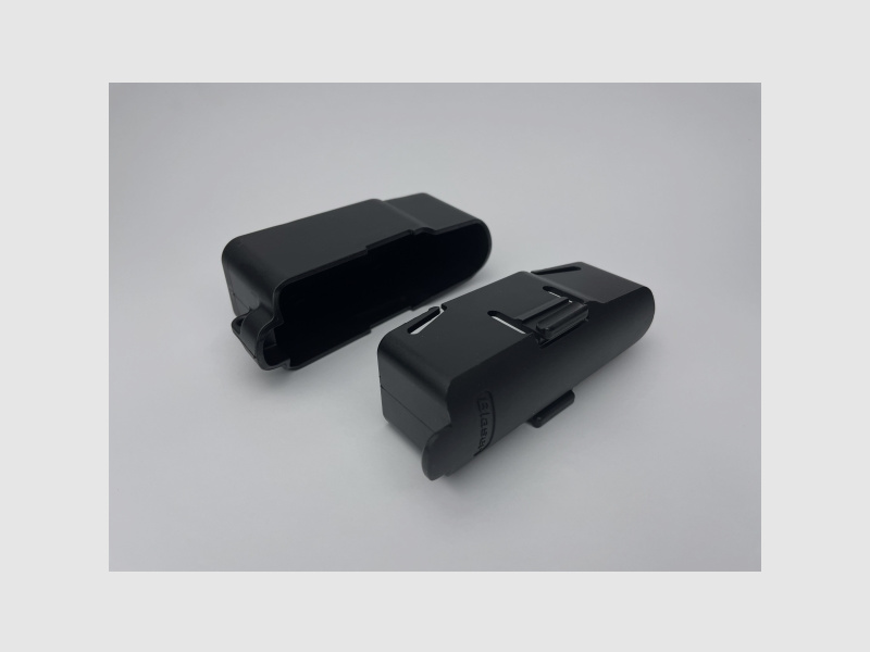 Blaser R8 magazine cover + chamber cover