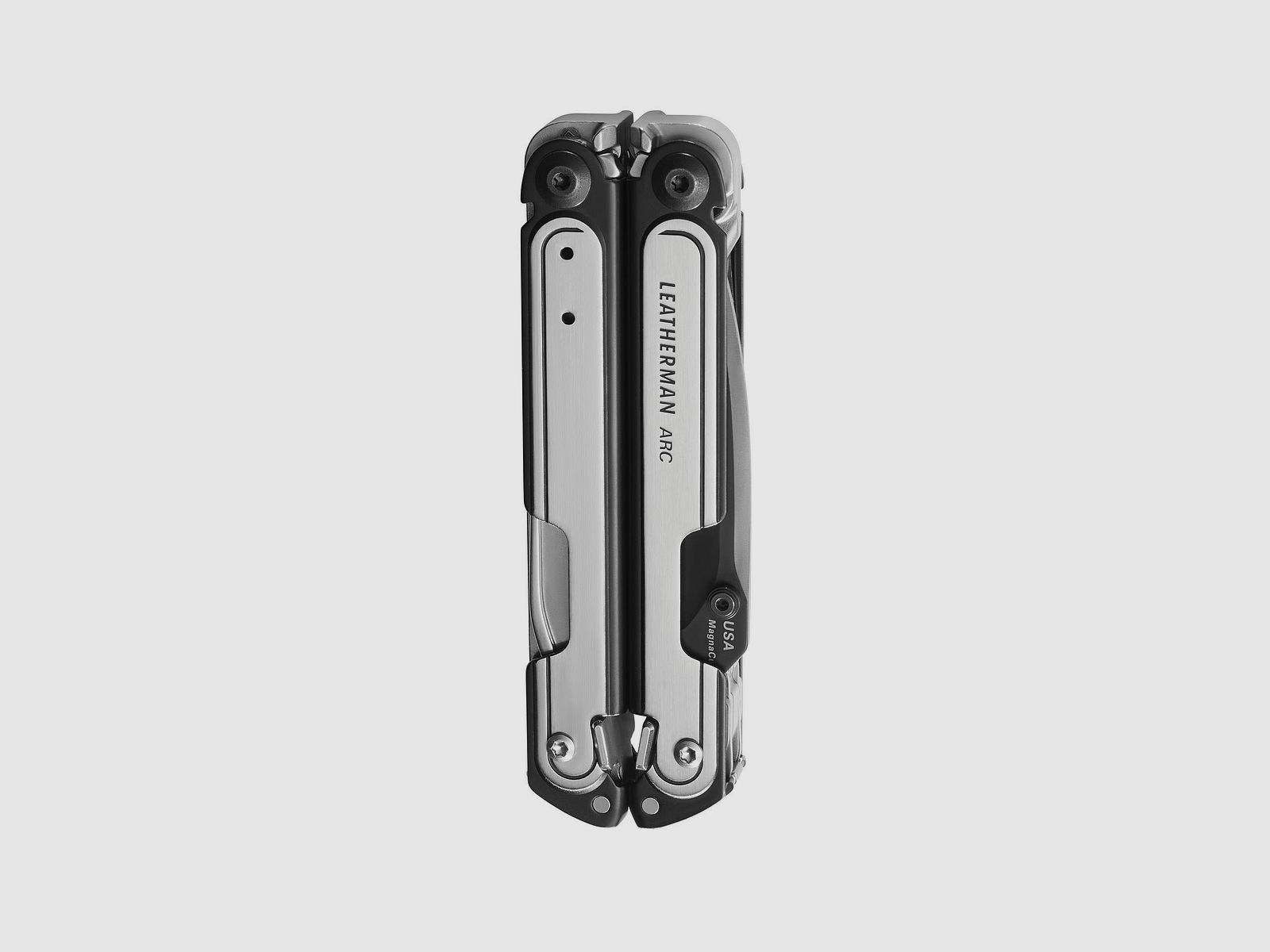 Leatherman ARC Black & Silver, Nylon Holster mit Tasche, M