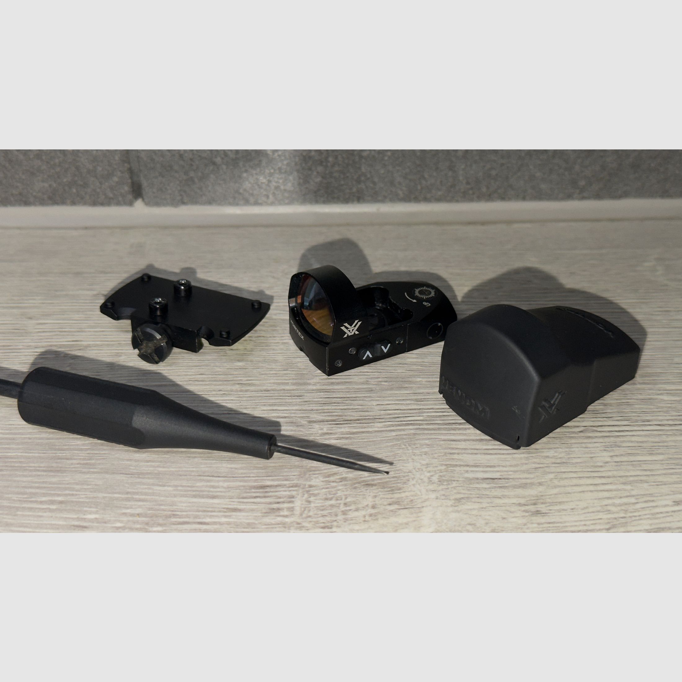 Red Dot Vortex Venom 3 MOA