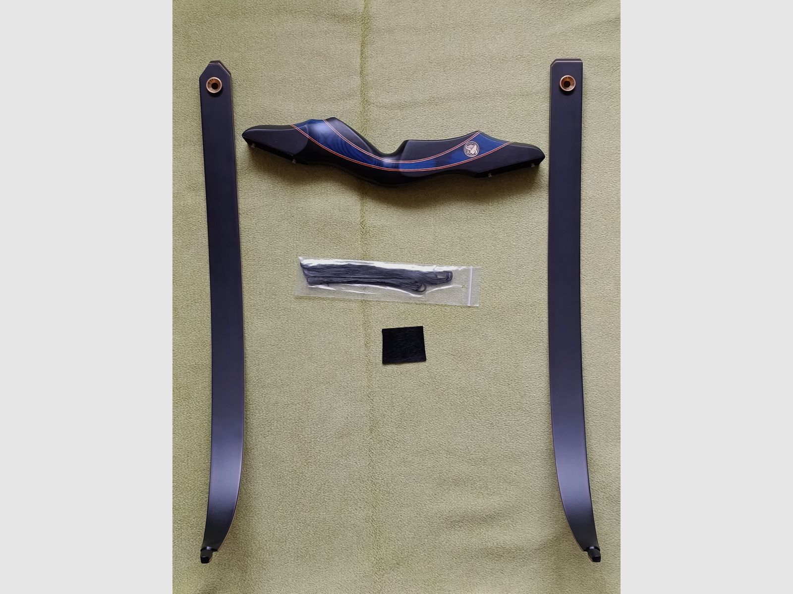 Drake Archery Elite Blue Royal 60 Zoll 50 lbs RH Take Down Recurvebogen