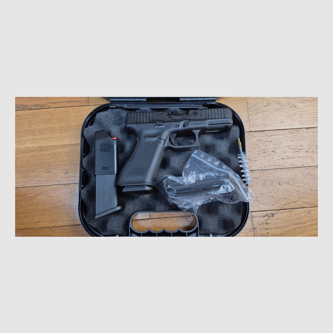 SUPER WYPRZEDAŻ! Nowy! Glock 45 Gen5 FS « Crossover » – 2 magazynki 17 nabojów – 9X19 – Kompaktowy, hybrydowy i udany! – NOWA BROŃ!, zdjęcie 6 z 8