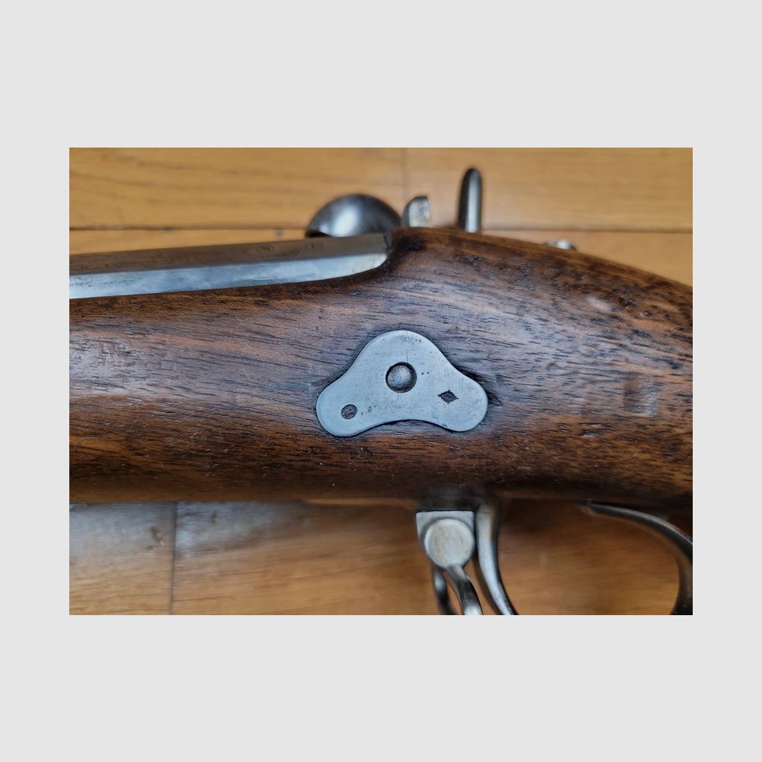 Wunderschönes Gewehr der Gardegrenadiere Modell 1854 – schöner Lauf – schöne Markierungen und Stempel – 1. Herstellungsjahr Saint-Étienne – eines der 7000 überlebenden nicht gekürzten (im Inventar von 1863!) – TBE +, Bild 14 von 28