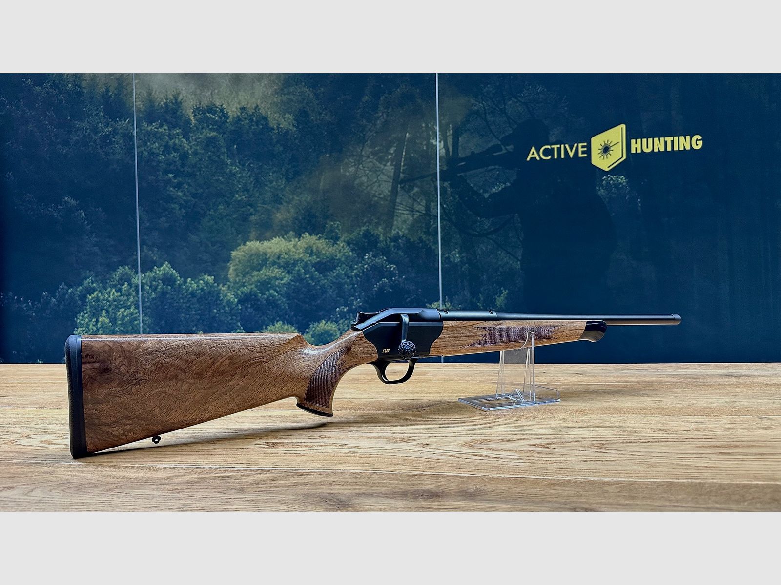 Blaser R8 / HK 3 / M15x1 / gekürzter Lauf / goldenes Logo / AH Kammergriffkugel / Kaliber nach Wahl