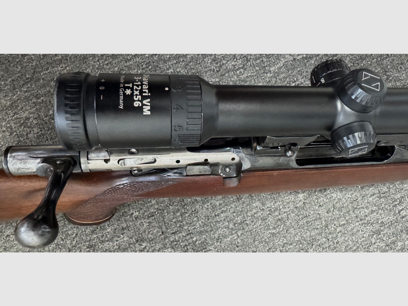 Sauer 80 met Zeiss 3-12x56 & Zeiss Z-Point, M14x1