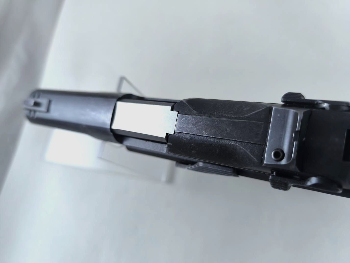 Pistolet Ruger P85 MK II kal. 9mmP, zdjęcie 2 z 7