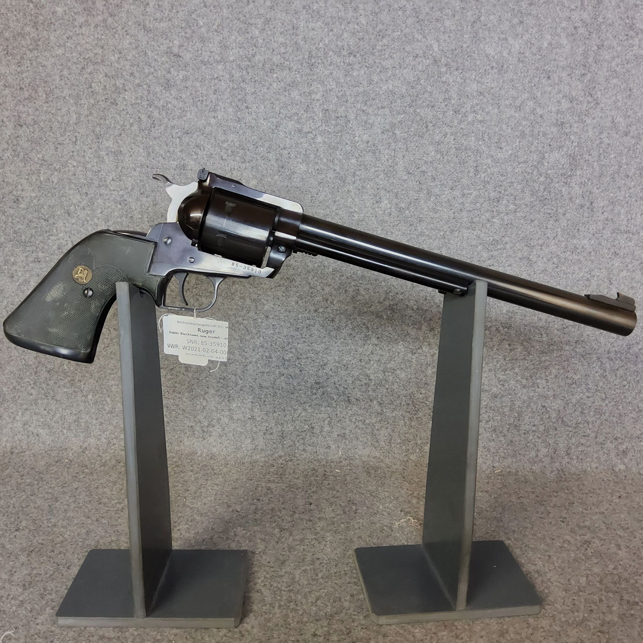 Ruger	 New Model Sup. BlackHawke