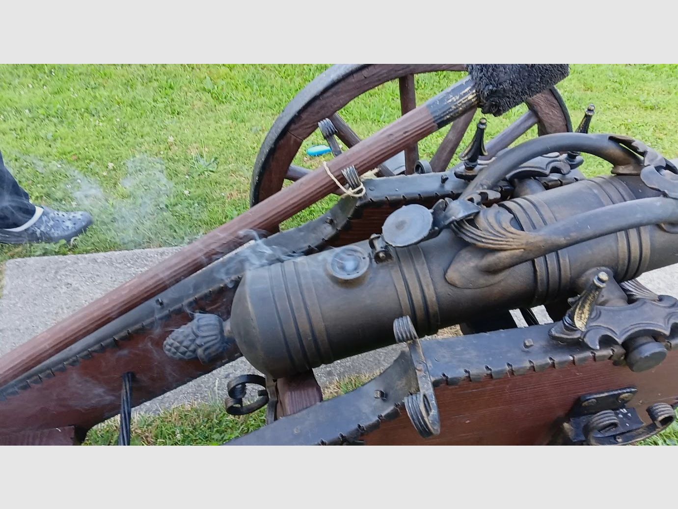 GUN,CANON Verkauf von Gartenkanonen zum Abschießen von Feuerwerks