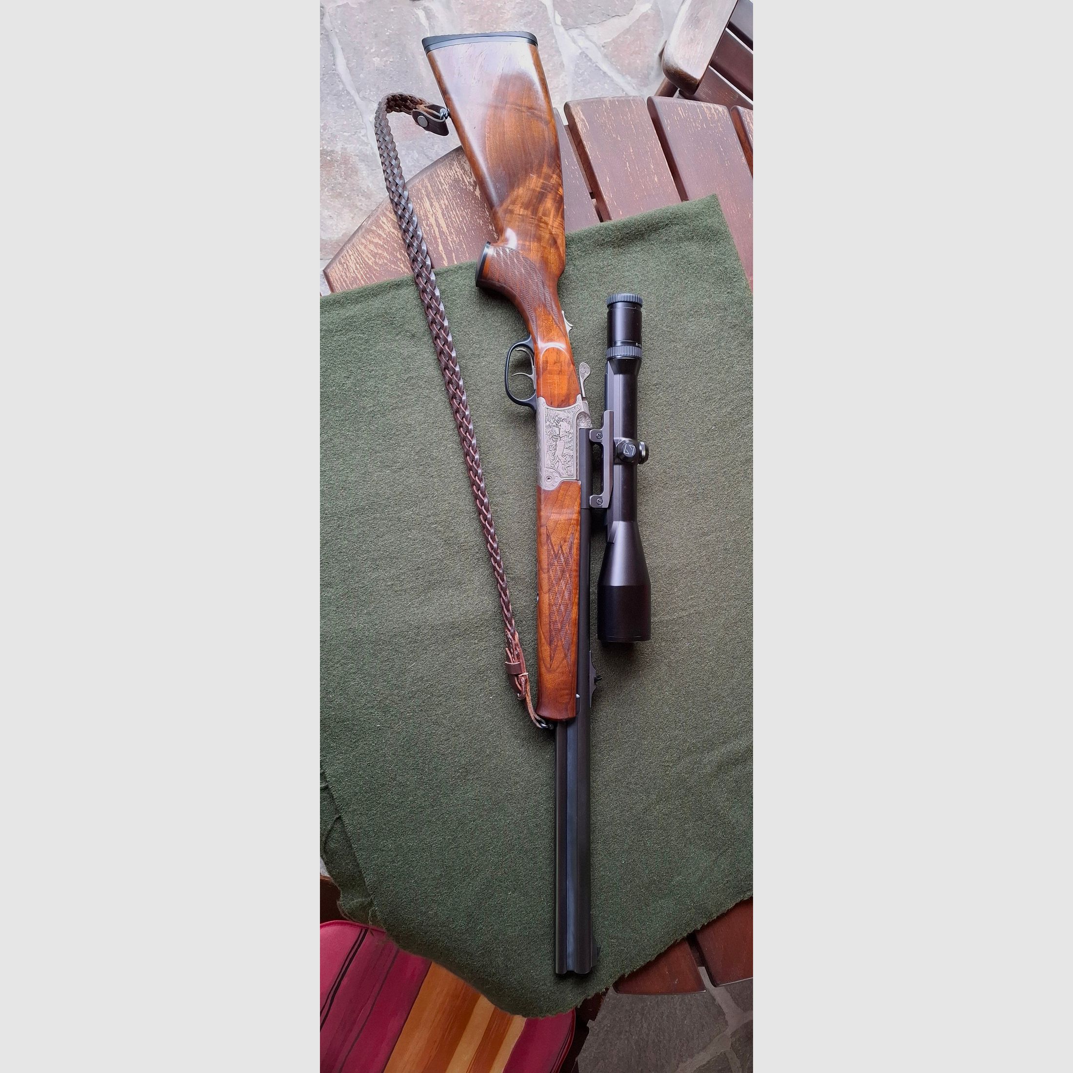 Bockbüchsflinte von Blaser mit Zielfernrohr