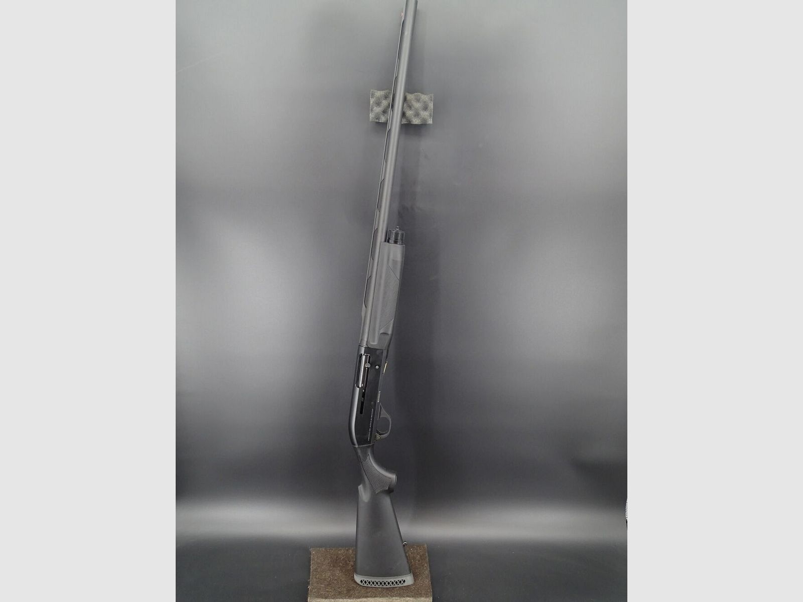 Ausstellungsstück NEUWAFFE Benelli M1 Kaliber 12/76 UNGESCHOSSEN M1