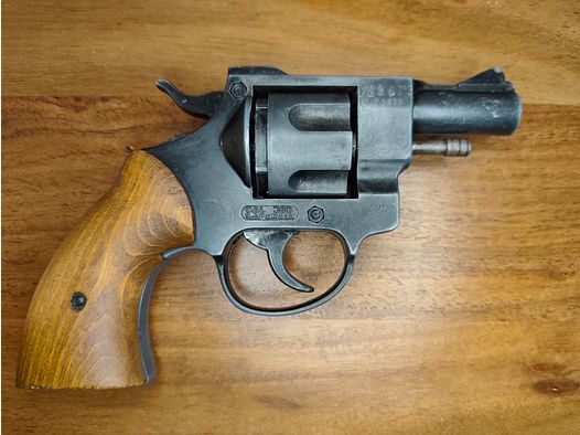 ME Jaguar 80 Revolver 9mm +Gas Patronen und Lederholster Schulter