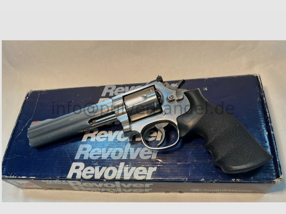 Smith & Wesson 686-4 6 Zoll Stainless .357Mag