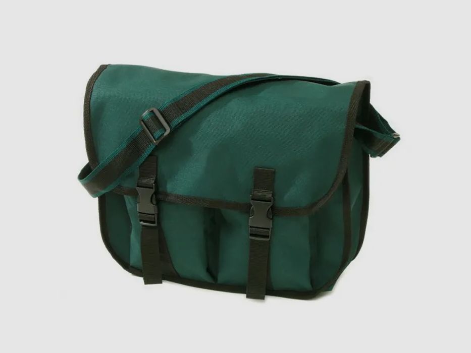 Behr Angler bag medium with two front pockets - 38.1 x 12.8 x 29.3 cm - with shoulder strap - Dark green
