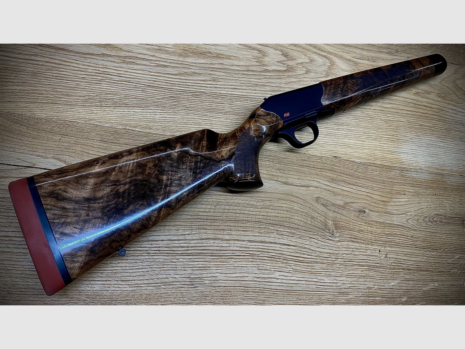 Blaser R8 Safari Schaft mit Gehäuse-System / HK7 / rote Schaftkappe / Finanzierung möglich!