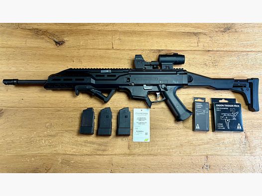 Selbstladebüchse CZ Scorpion Evo 3 S1 Carbine Sportabzug, Schubschaft klappbar,  Kompensator – Kaliber 9 mm Luger inkl. Red Dot u 5fach Magnifier