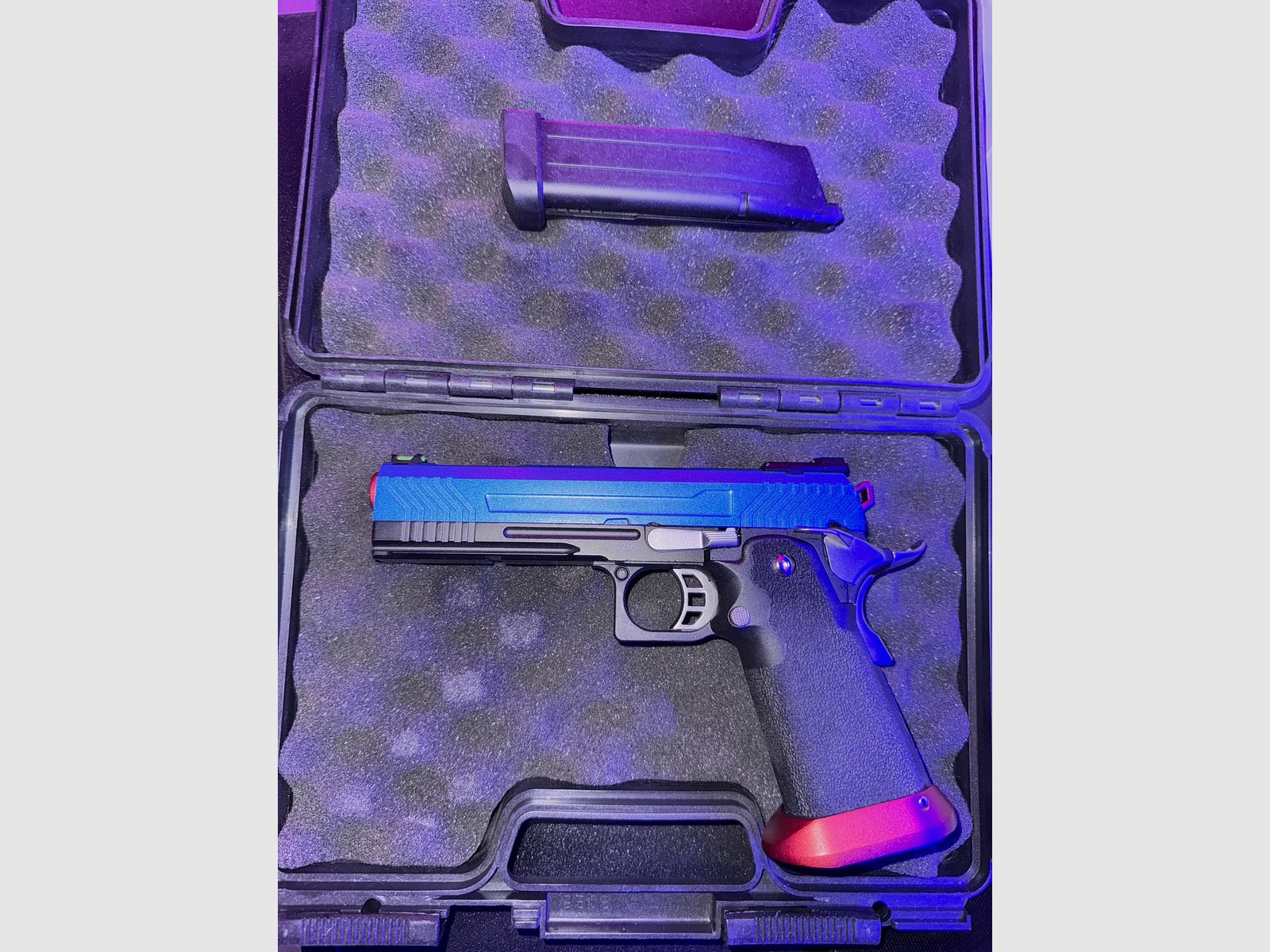 AW Custom HX1105 HiCapa GBB - Blue/Red - AIRSOFT