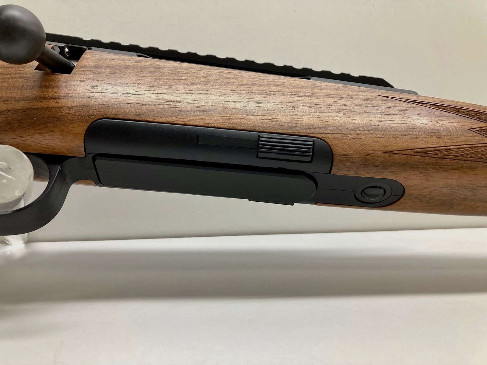 Rössler SIGNATURE LUXUS doorboorde pen met handspanning