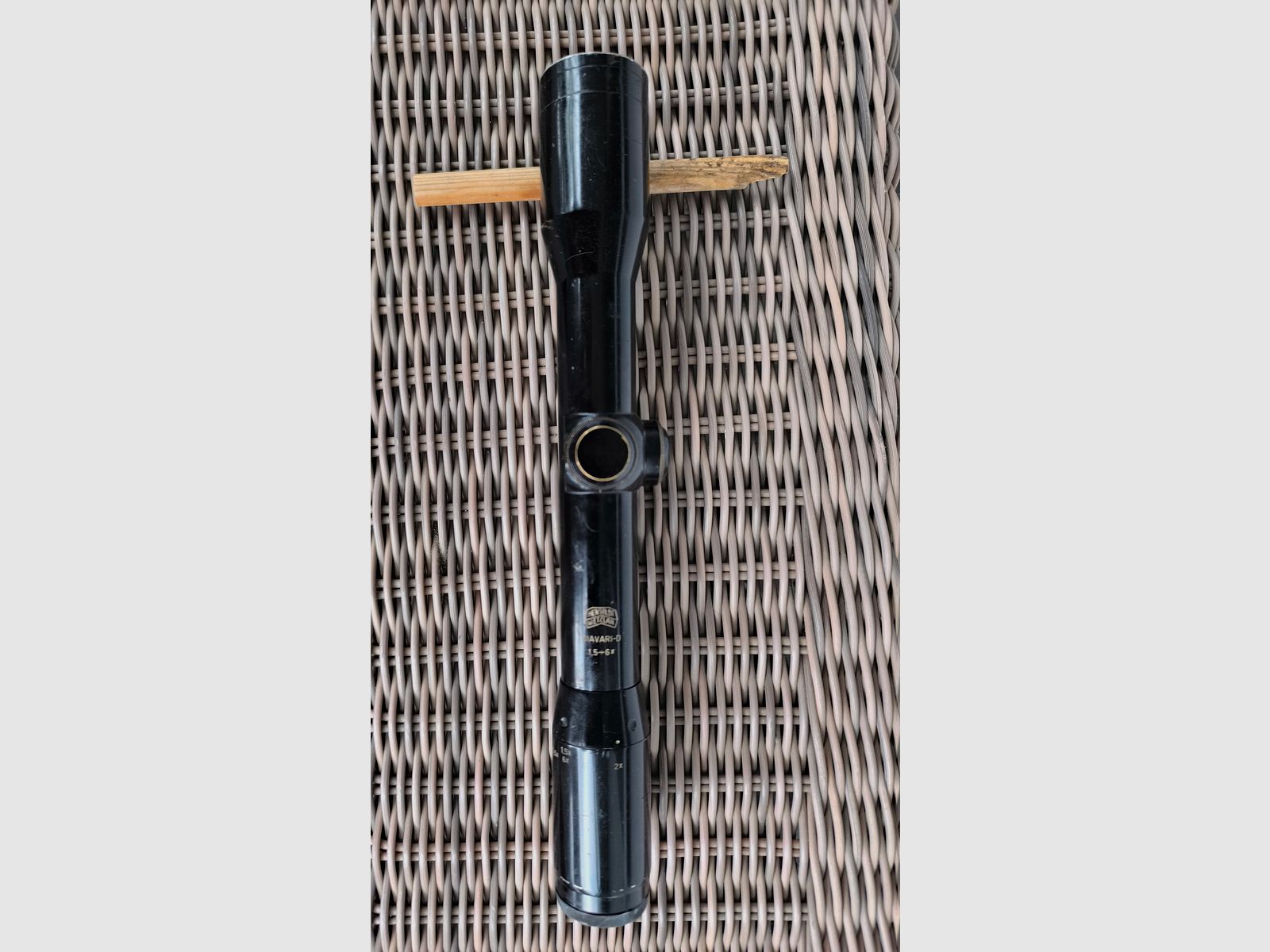 Hensoldt Diavari-D    1,5-6x36, Absehen 4