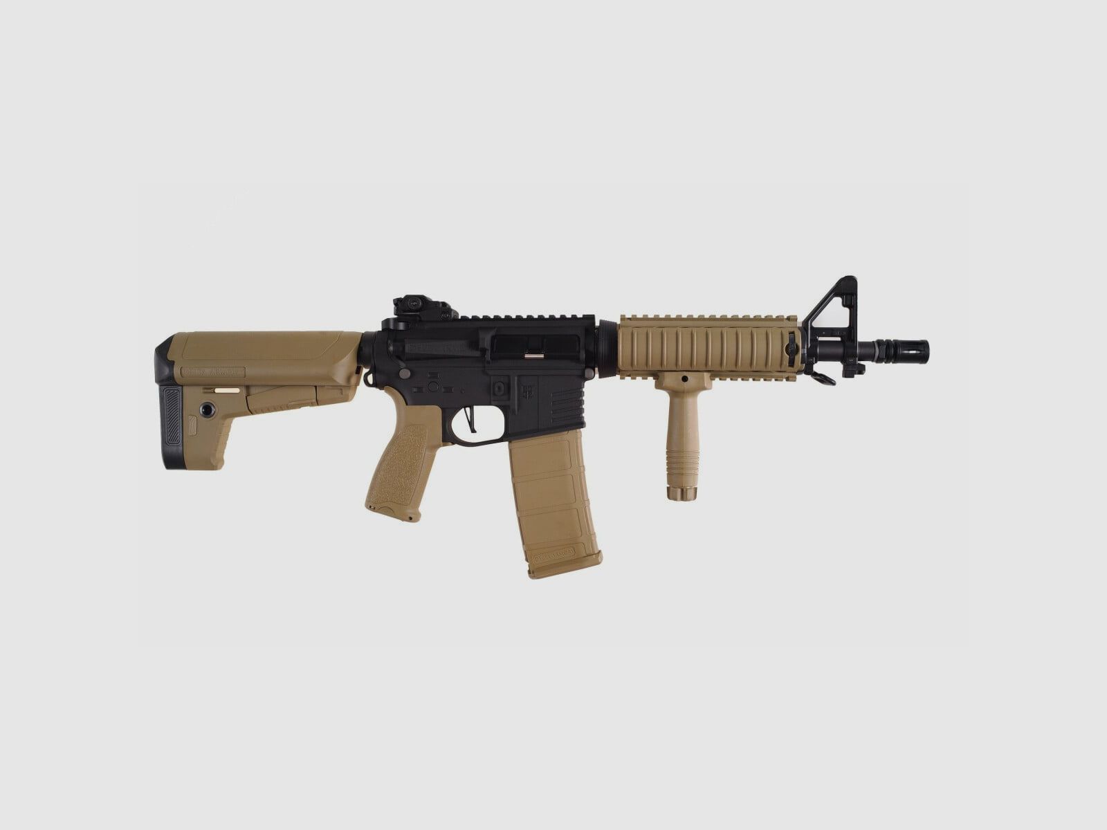 AR15 CQB-R CHARLIE TAN/Zwart S-AEG Softair Geweer Vrij vanaf 18 Jaar | Delta Armory, afbeelding 2 van 4