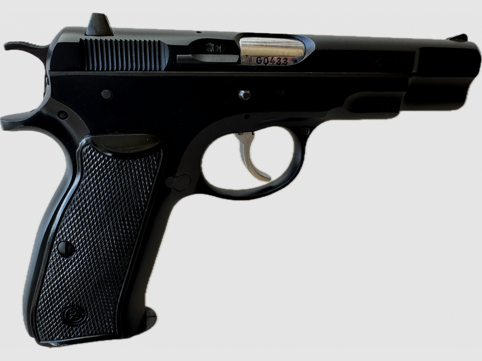 Pistole Brünner (Česká zbrojovka) M75 – Kaliber 9 mm Luger