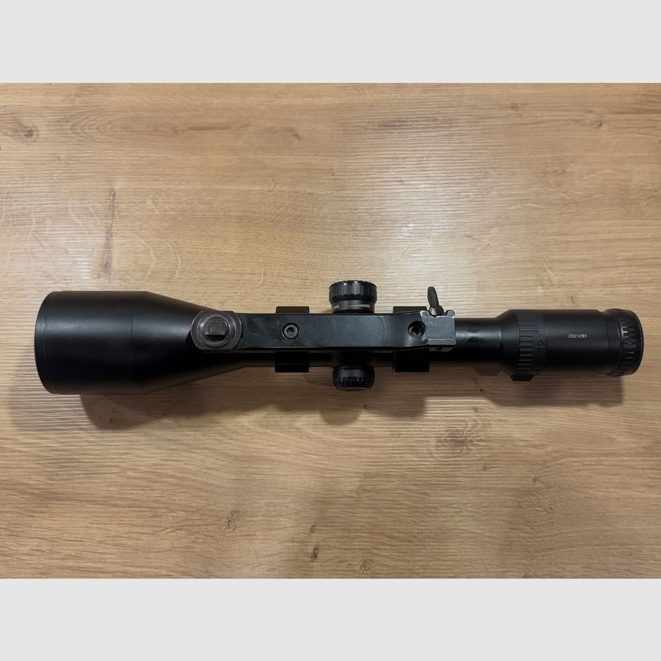 Zeiss Diavari V 3-12x56 T* Leuchtpunkt Brückenschwenkmontage 