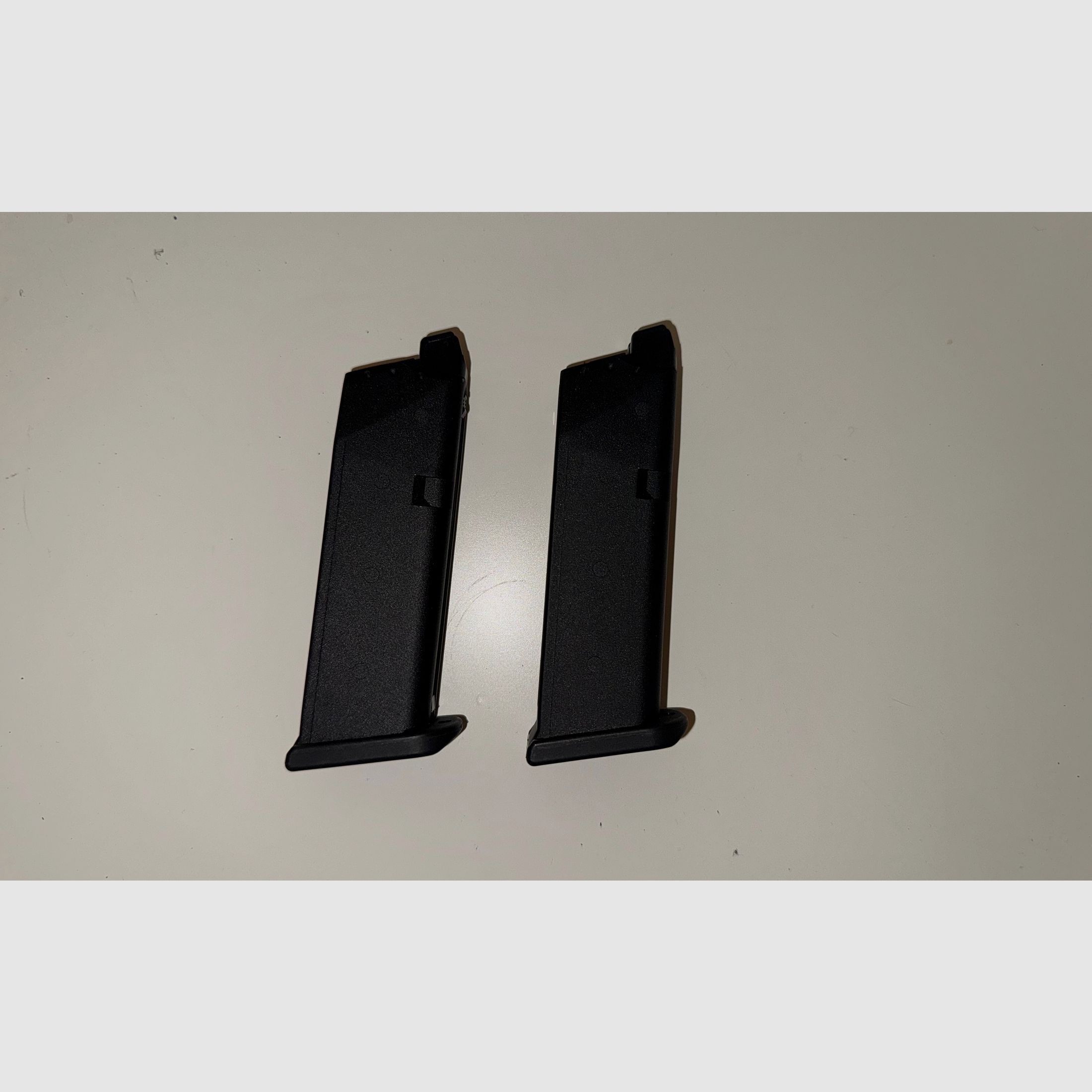 Airsoft complete set: Begadi M4 NOVA + new Glock 19 + gear – like new Price: €989.99 VB