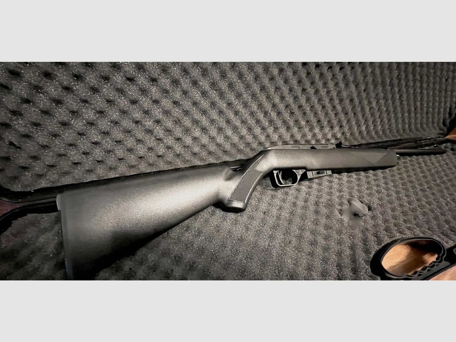 Crosman Modell 1077 AirSource halbautomatisches Luftgewehr