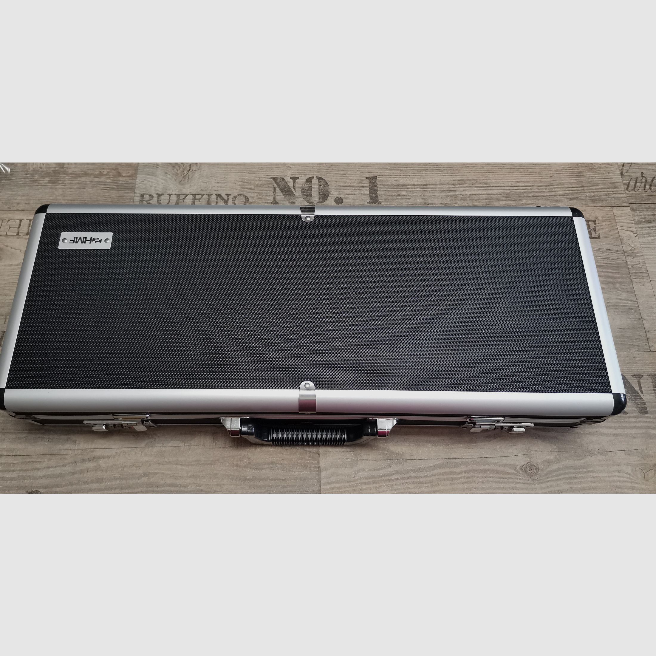 Davide Pedersoli Ensemble complet Pistolet à percussion arrière Continental Target Calibre .45