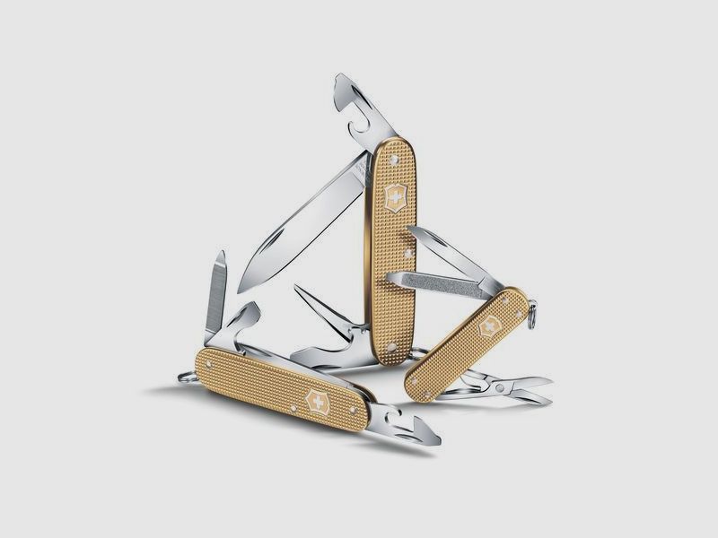 Victorinox Classic Alox Limited Edition 2019, Bild 2 von 3