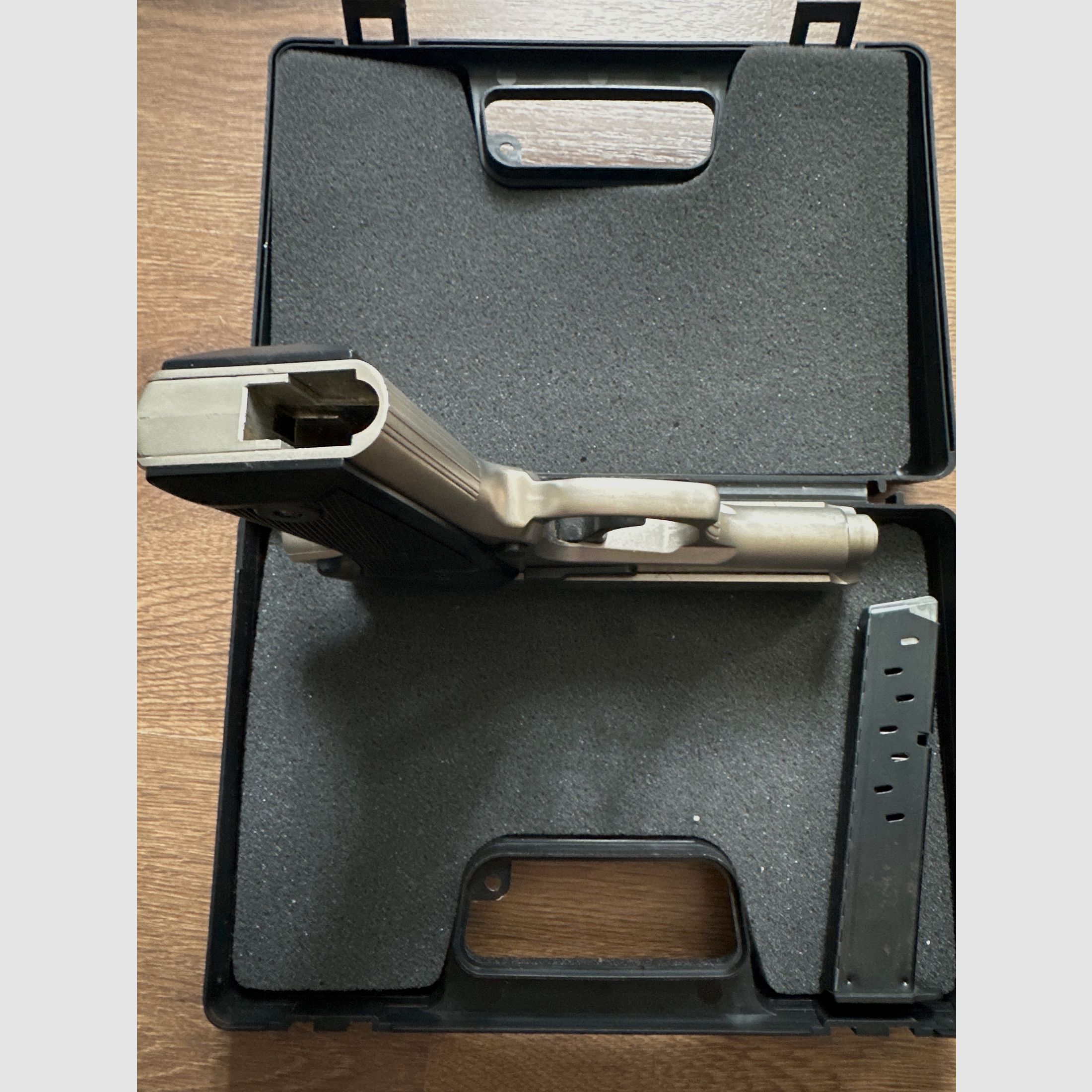 Colt Double Eagle SSW 9mm PAK gebraucht Chrom