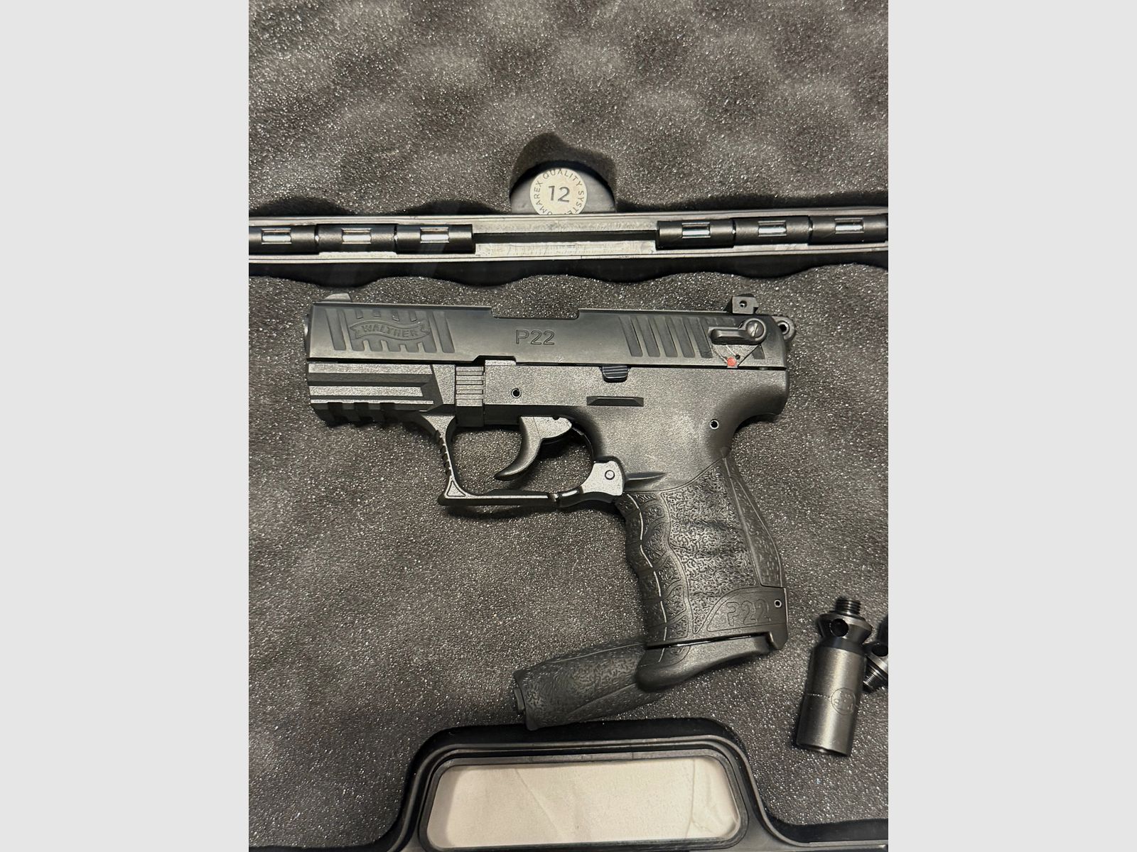 Walther P22q 9mm PAK Schreckschuss neuwertig 