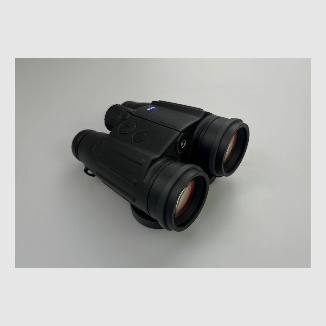 Zeiss Victory 10x45 T* RF