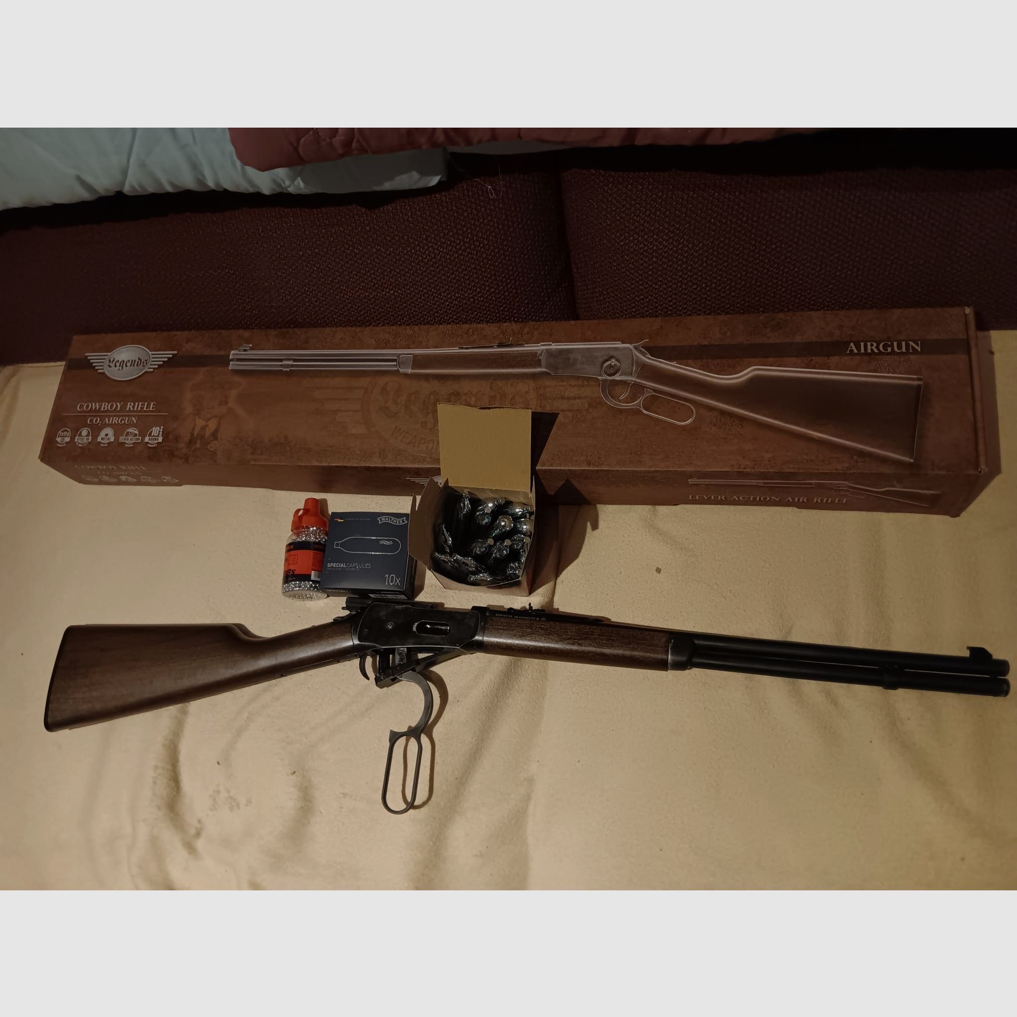 CO2 Unterhebelrepetierer Cowboy Rifle Antique Fish von Legends plus Zubehör