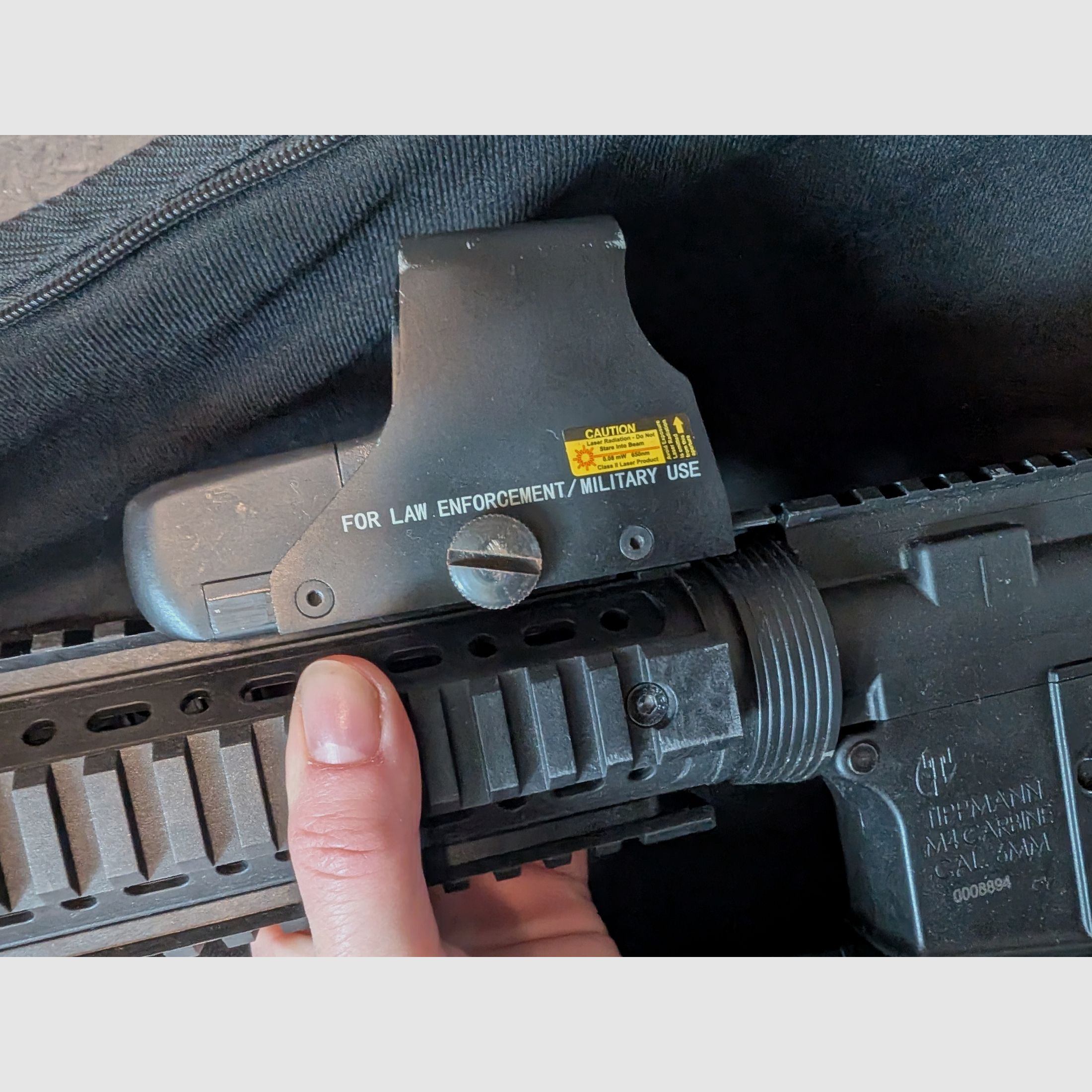 Tippmann M4 Carbine Airsoft mit Zubehör