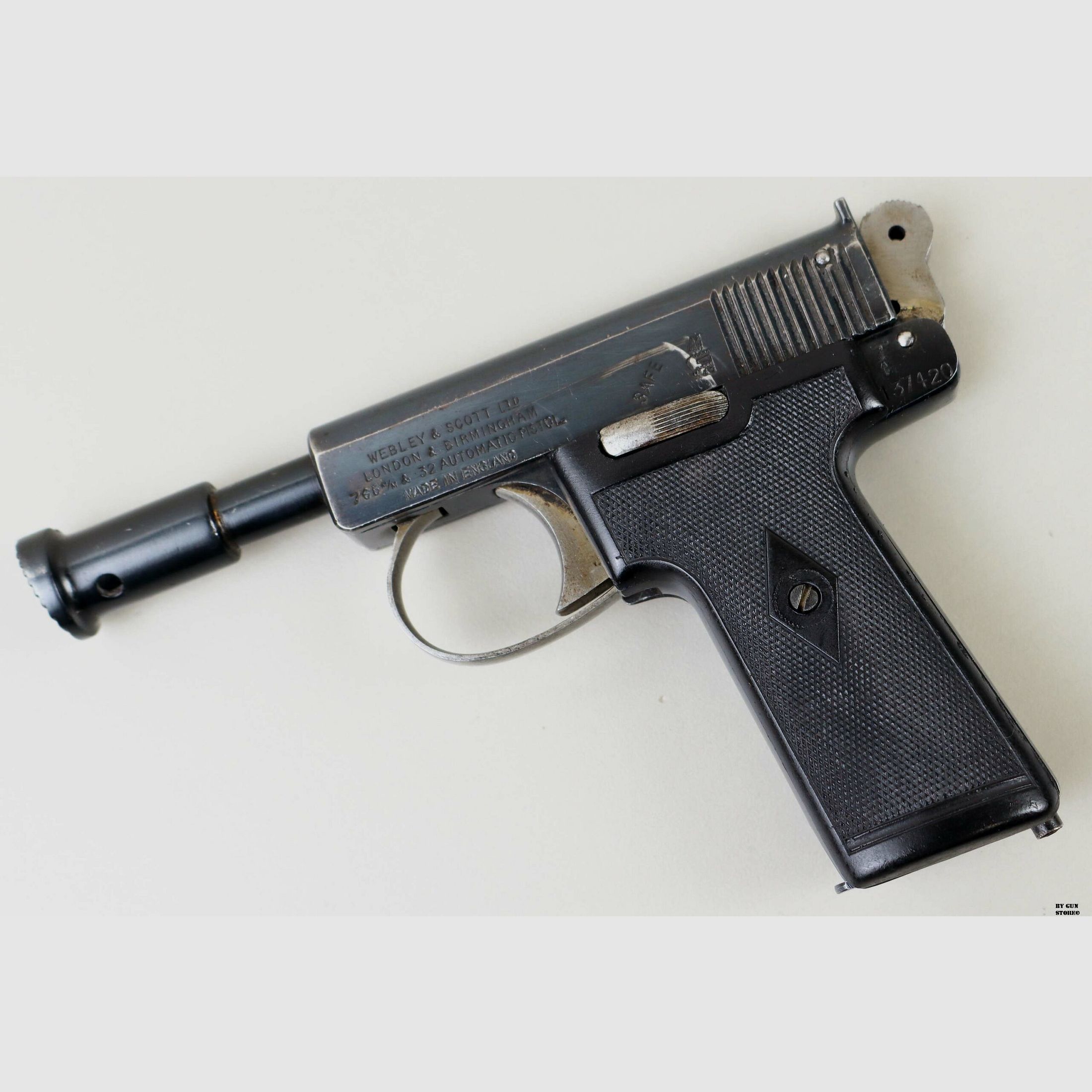 Pistolet Webley & Scott mod. 1913 Humane Killer cal. 7,65 mm n° de série 137420, image 2 sur 14