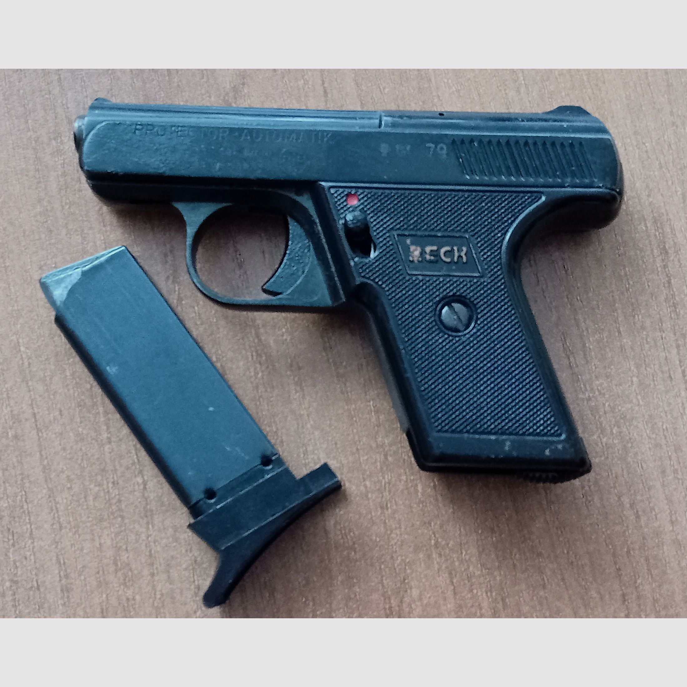 Alte Reck Protector Autom. Mod. “G5” im ersten PTB 12/ Kal. 8 mm Knall