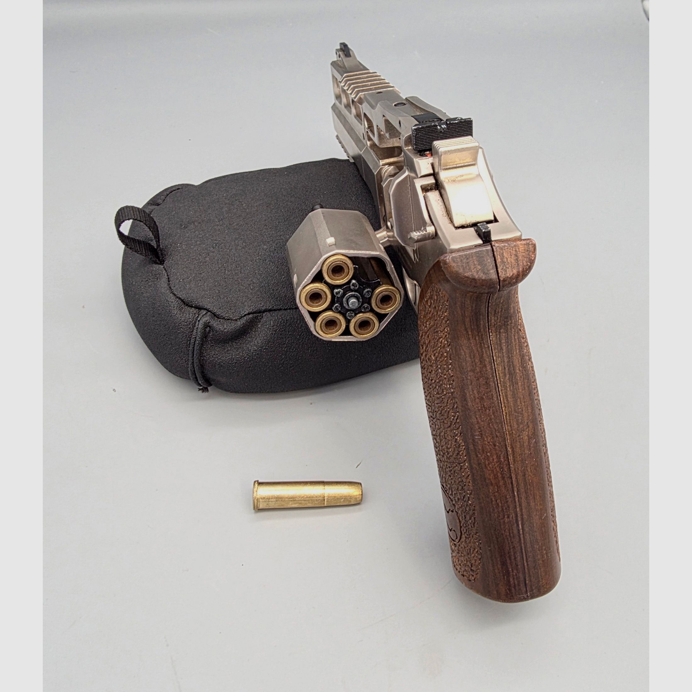 Sehr coole CO2 Revolver Rhino 60DS mit Ladepatronen für Trommel Luftpistole 4,5mm BB und Diabolo im Nickel Finish