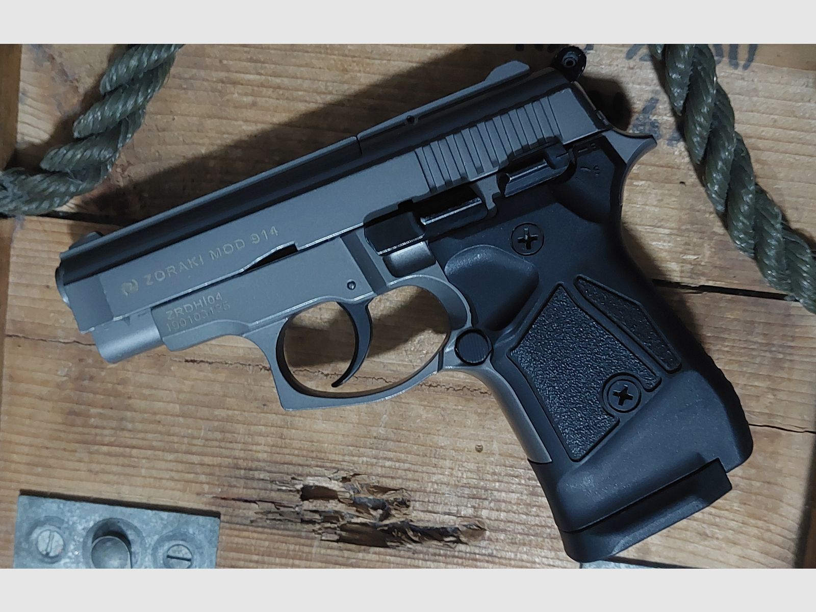 Zoraki 914 9 mm (PTB 1014) blank shot no Walther Glock HW94 Colt